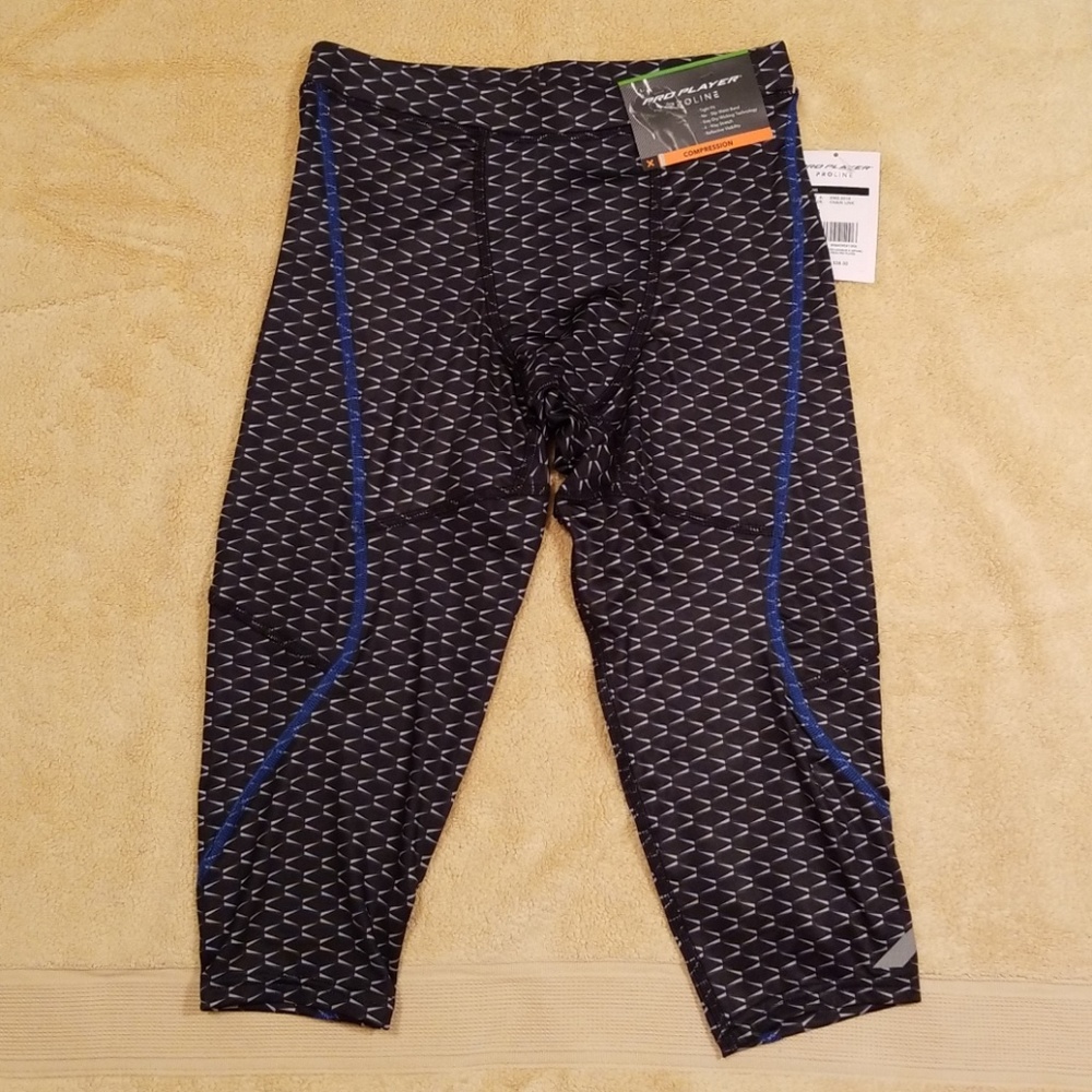 Pro Player Compression Legwear in a Size Small